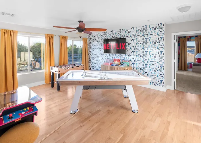 Holiday home Bloomin' Dunes - Pool Pickleball & Tiki Bar