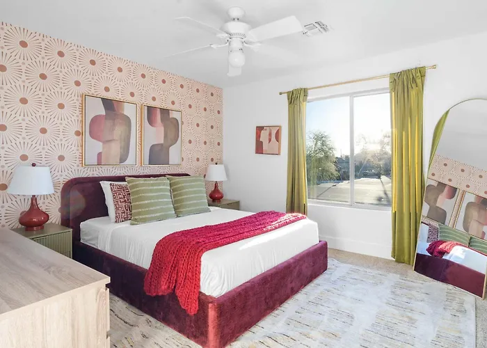 Holiday home Bloomin' Dunes - Pool Pickleball & Tiki Bar Chandler